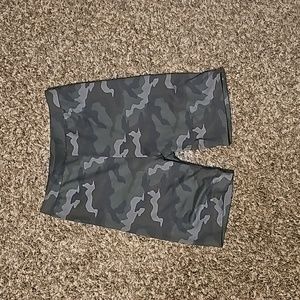 Womens XS camo biker shorts. American Eagle